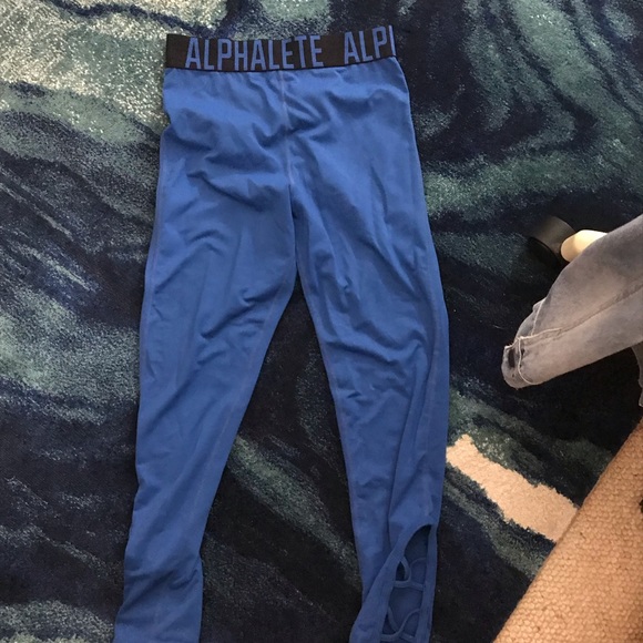 Alphalete Pants - Alphalete leggings high rise